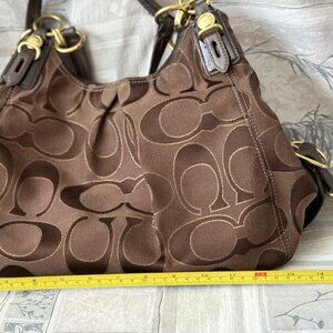 Coach brown shoulder bag